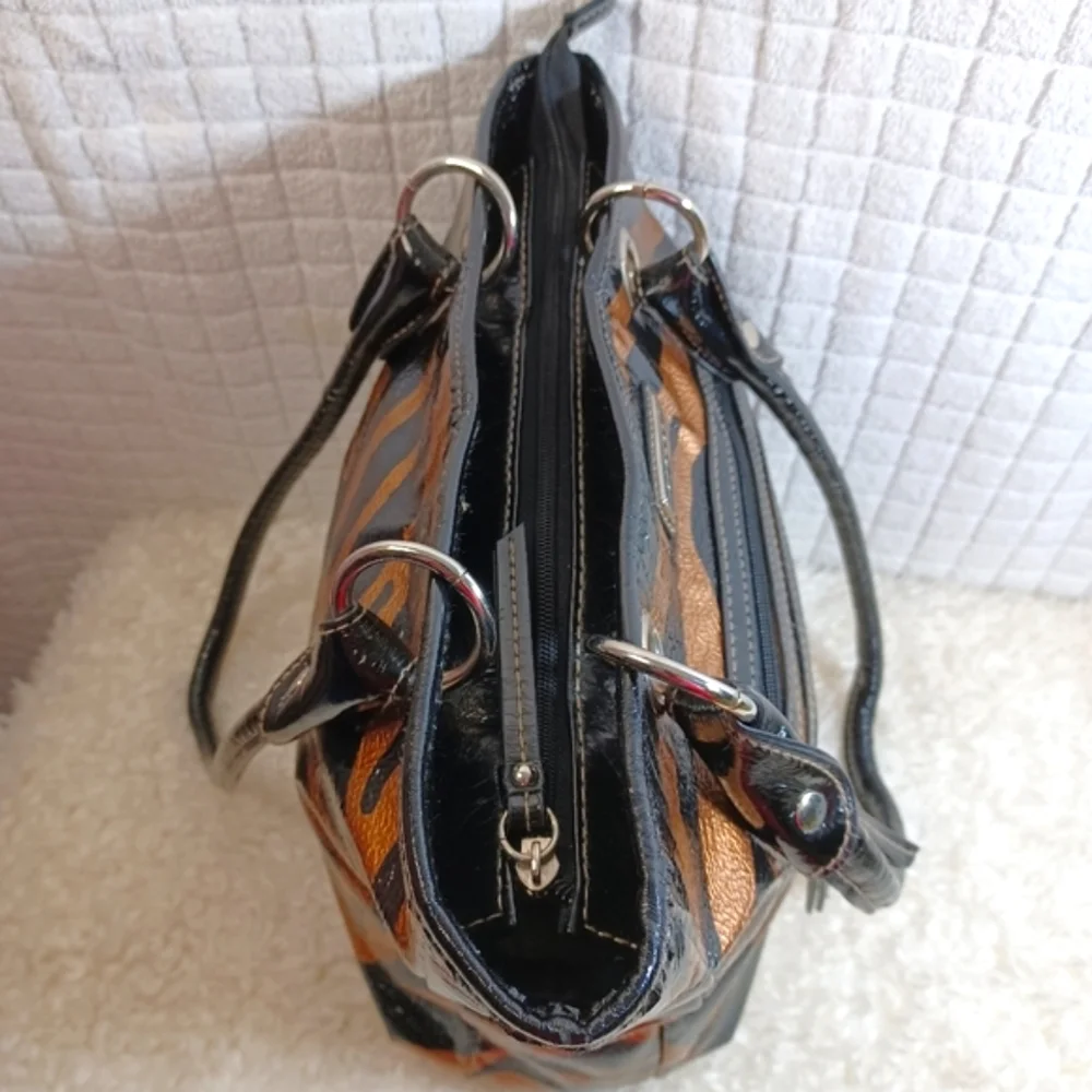 Strata Glossy Animal Print Tote Purse - Picture 5 of 12